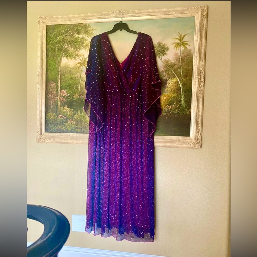 Elegant Purple Evening Gown Size 24w